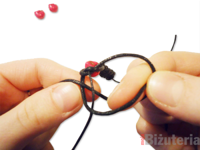 Jak oplesc koralik w shamballi